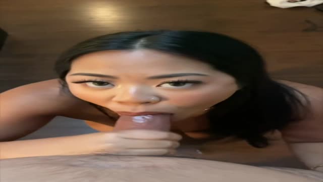 Pretty asian face fucking with eye contact until he tapped out