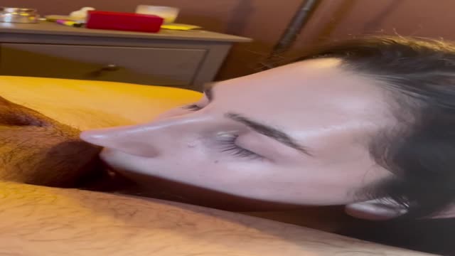 BG BJ with facial for skinny brunette