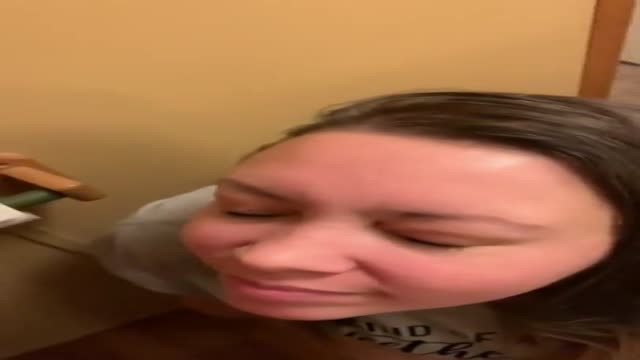 Huge Cumshot Covers Her Face