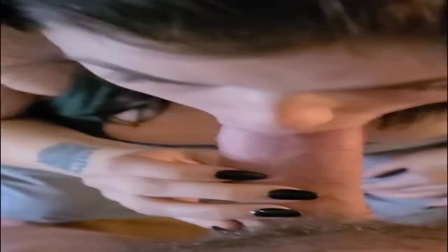 Brunette BBW Got Huge Facial After First Date