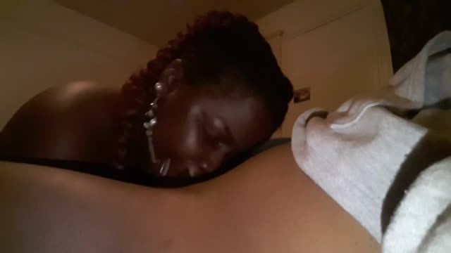 She had to rush to the bathroom after catching all of that nut
