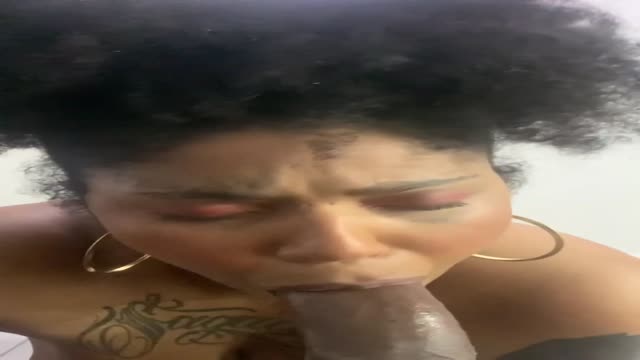 She different to keep sucking so hard after that huge facial