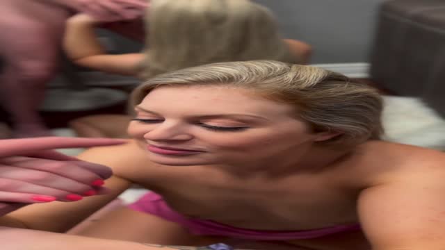 Feet in the mirror from a blonde ends with cum on her face